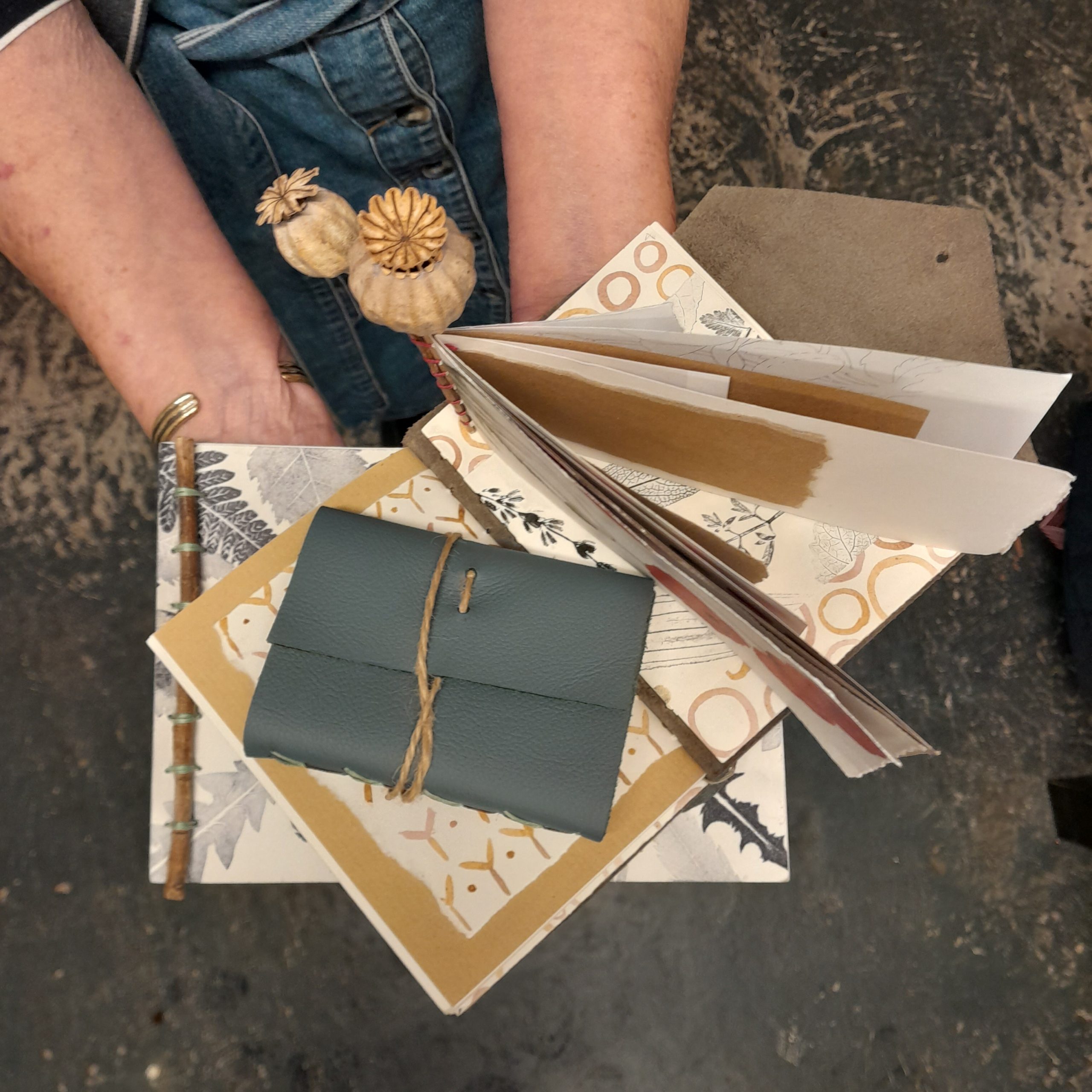 Botanical Bookbinding Selection - online course with kit - Image 8